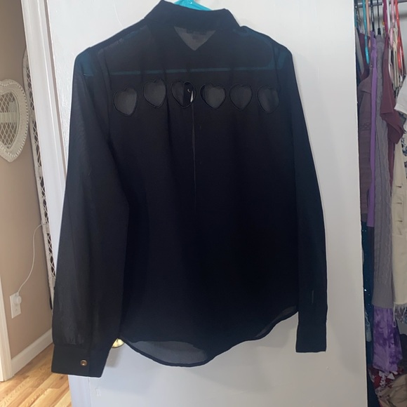 boutique black button up with heart cutouts on back - Picture 2 of 4